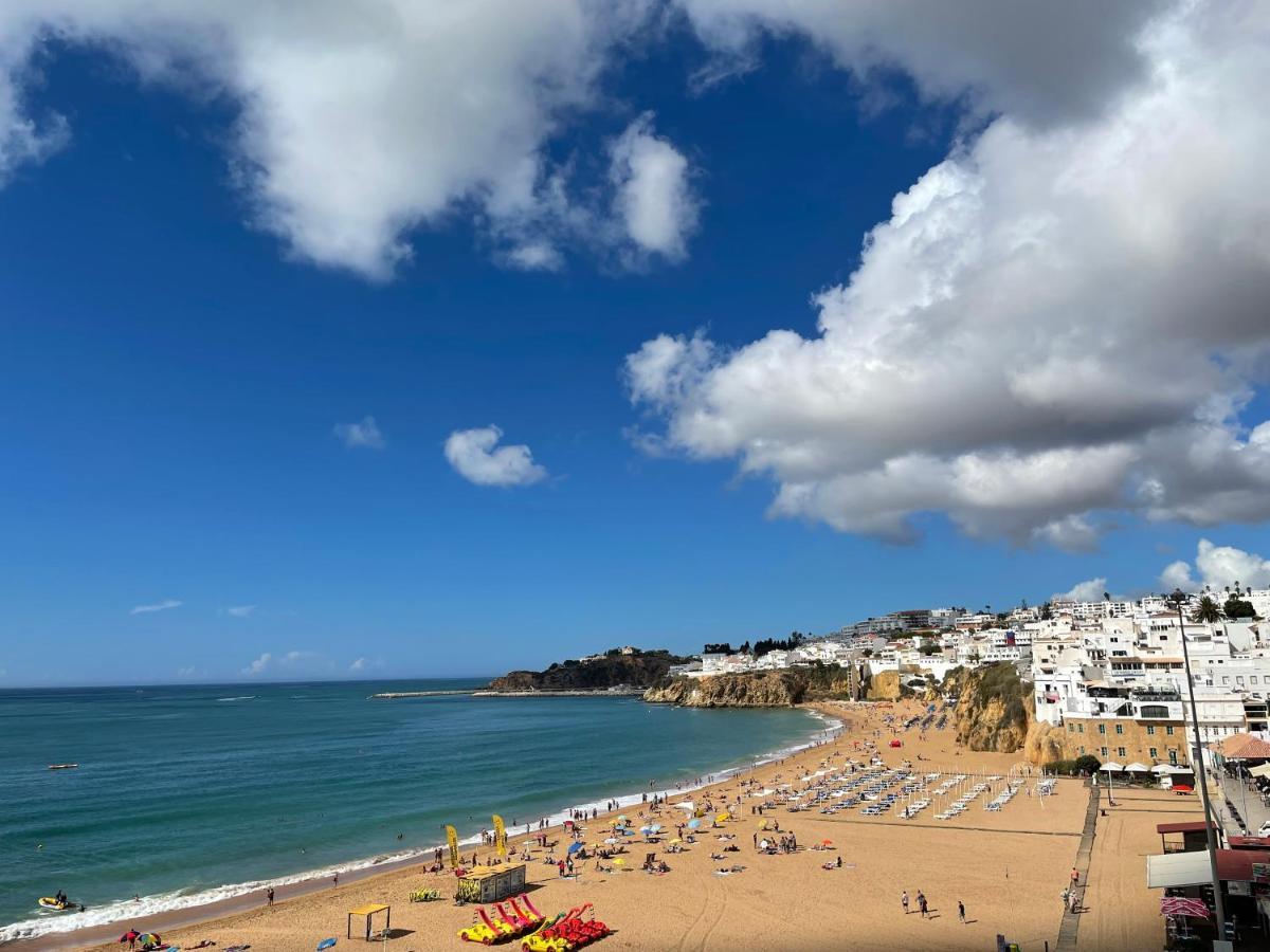 Appartamento Azzurro / Ocean View / 5 Min To Beach Albufeira Eksteriør bilde